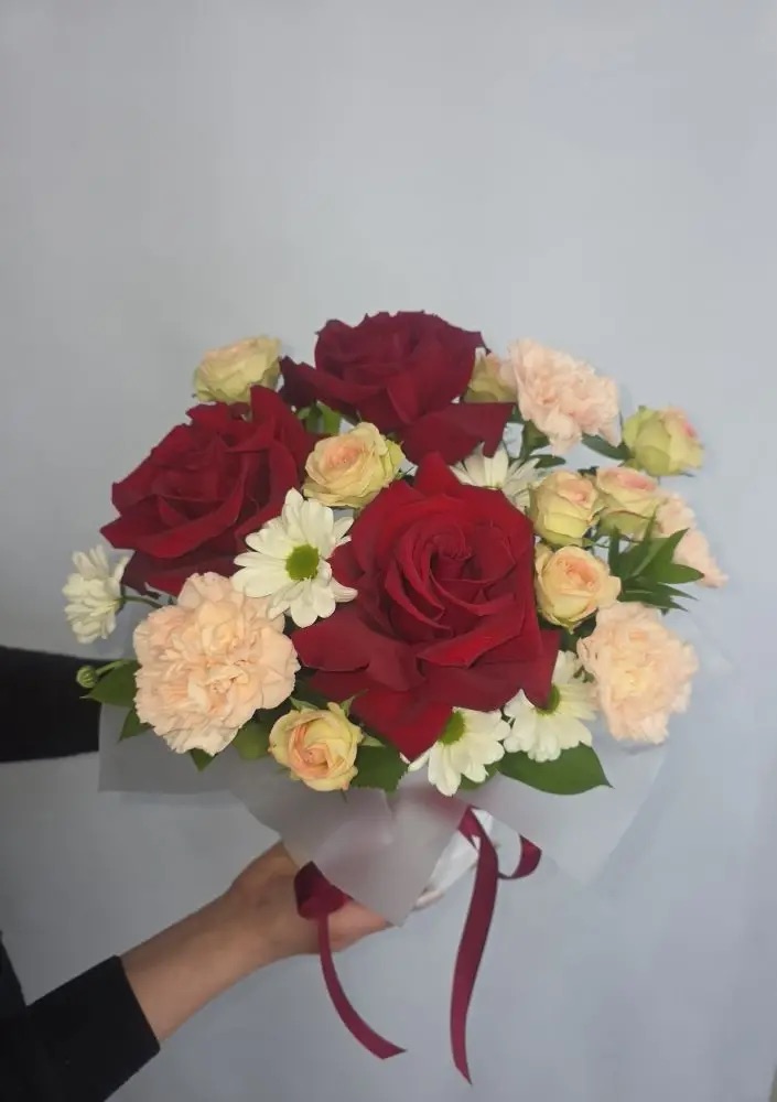 Композиция в шляпной коробке 