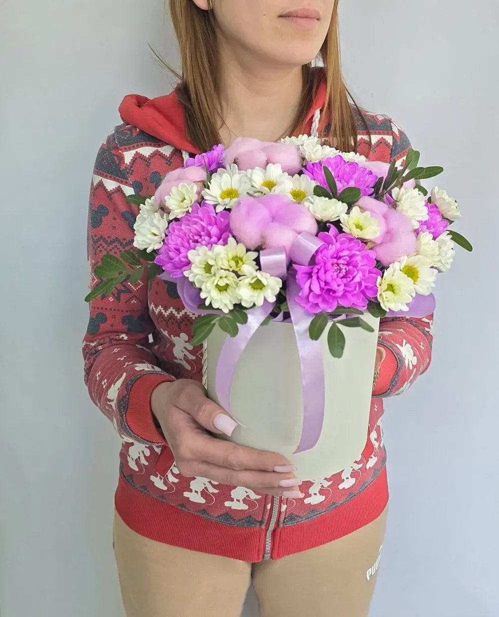 Композиция в шляпной коробке 